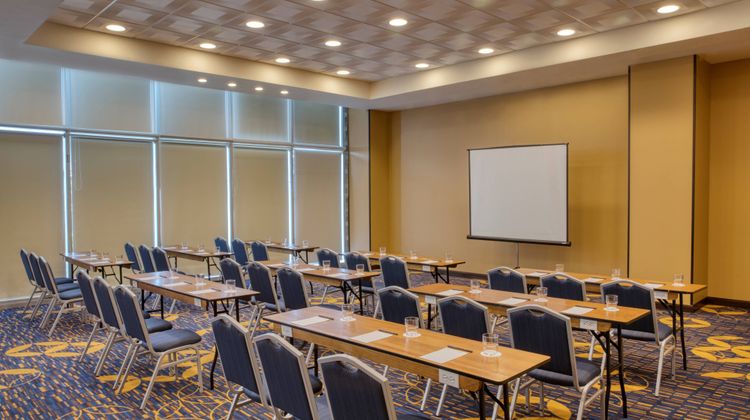 Courtyard by Marriott Queretaro Meeting
