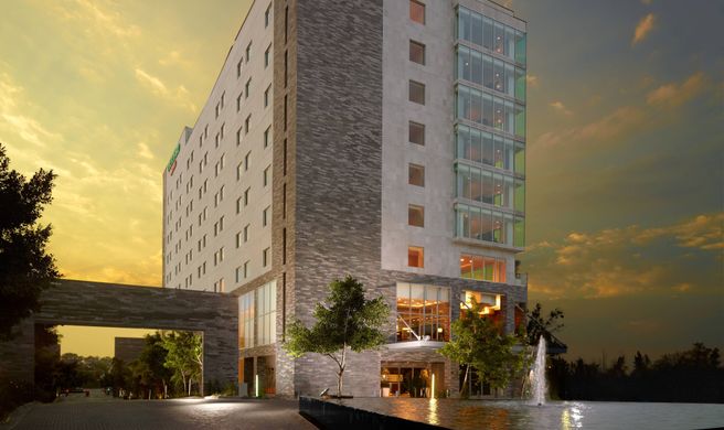 Courtyard by Marriott Queretaro Exterior