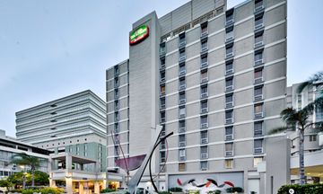 Courtyard by Marriott San Juan Miramar