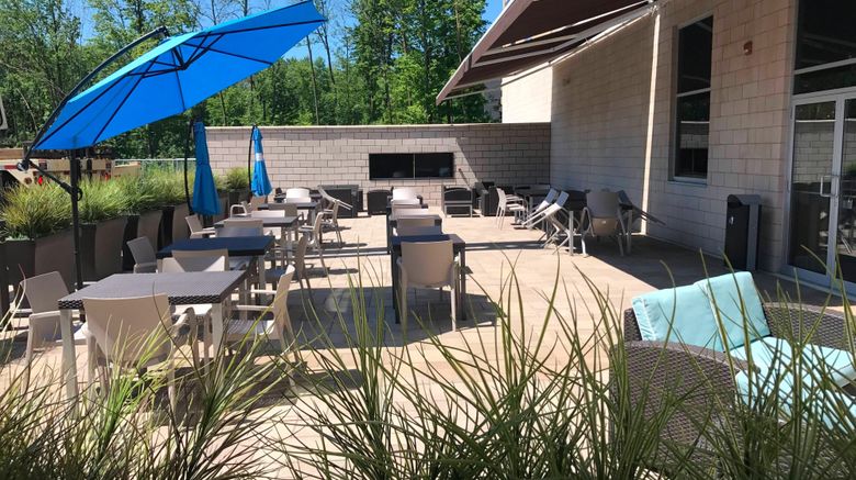<b>Courtyard Montreal West Island/Baie D'Ur Exterior</b>. Images powered by <a href="https://www.leonardoworldwide.com/" title="Leonardo Worldwide" target="_blank">Leonardo</a>.