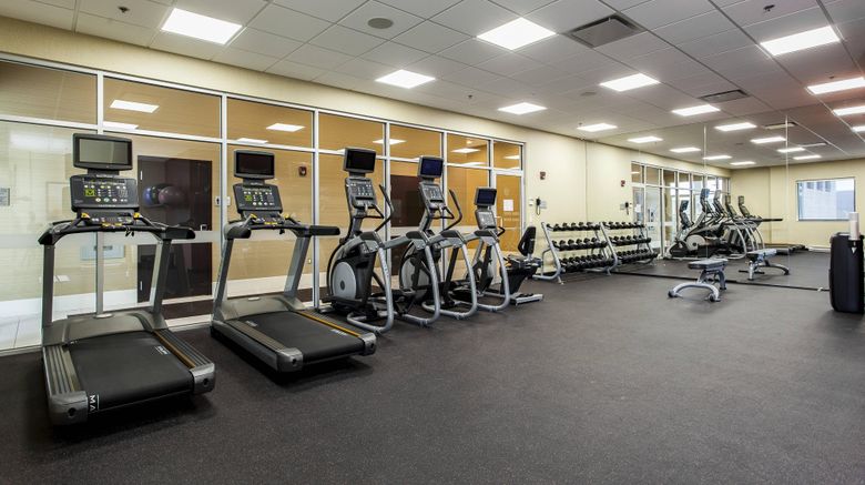 <b>Courtyard Montreal West Island/Baie D'Ur Health Club</b>. Images powered by <a href="https://www.leonardoworldwide.com/" title="Leonardo Worldwide" target="_blank">Leonardo</a>.