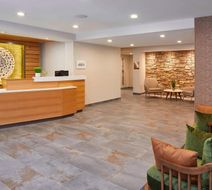 Fairfield Inn & Suites Albany Airport Lobby