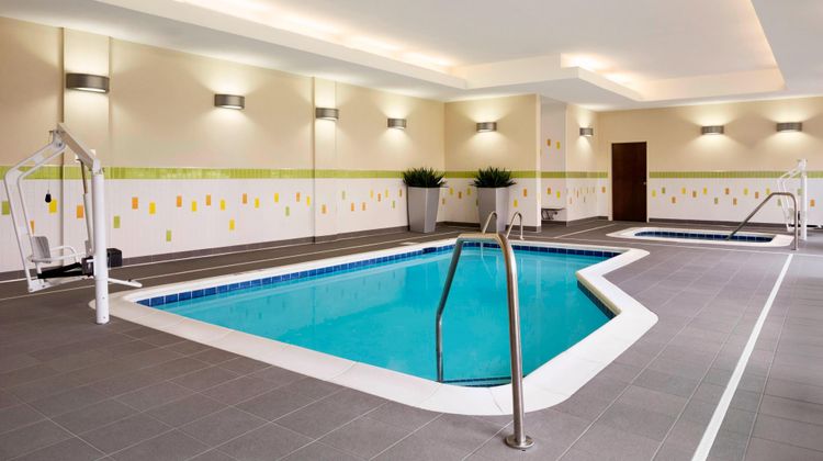 Fairfield Inn & Suites Akron Fairlawn Pool