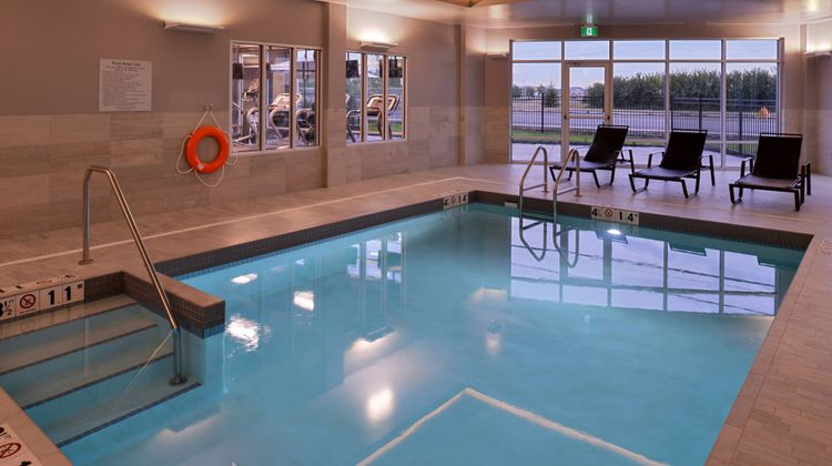 Courtyard Saskatoon Airport Pool