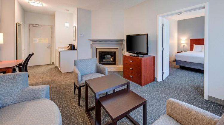 Courtyard Raleigh Crabtree Valley Suite
