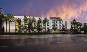 Courtyard Santa Ana Orange County