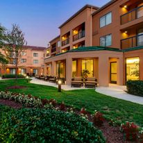 Courtyard by Marriott Richmond Airport
