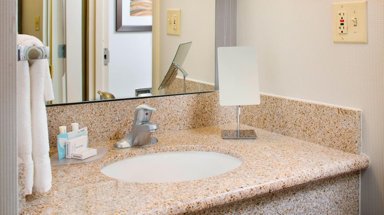 <b>Courtyard by Marriott Richmond Airport Room</b>. Images powered by <a href="https://www.leonardoworldwide.com/" title="Leonardo Worldwide" target="_blank">Leonardo</a>.