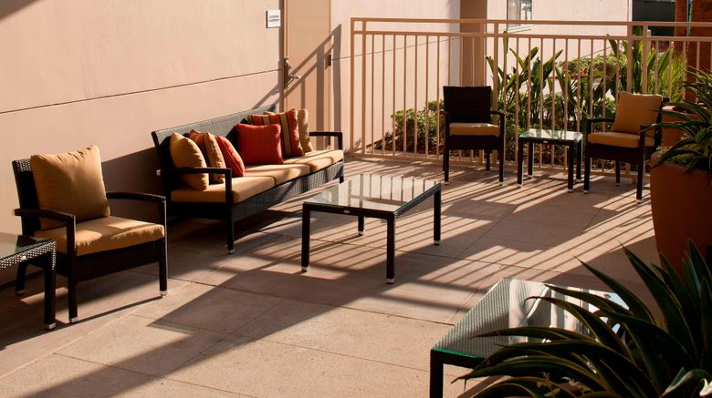 <b>Courtyard Santa Ana Orange County Exterior</b>. Images powered by <a href="https://www.leonardoworldwide.com/" title="Leonardo Worldwide" target="_blank">Leonardo</a>.