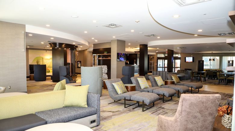 <b>Courtyard Toronto Brampton Lobby</b>. Images powered by <a href="https://www.leonardoworldwide.com/" title="Leonardo Worldwide" target="_blank">Leonardo</a>.