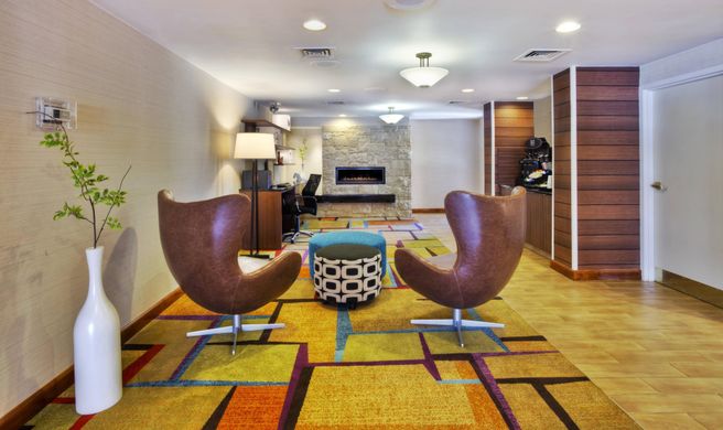 Fairfield Inn by Marriott Ann Arbor Lobby