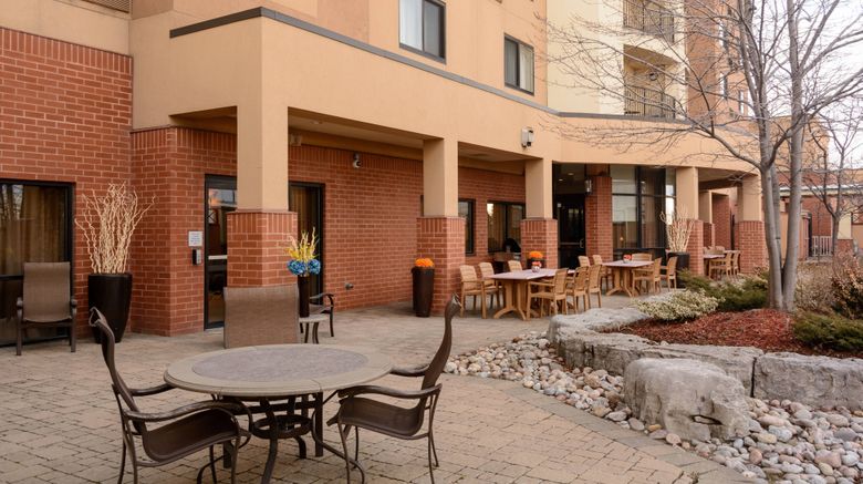Courtyard Toronto Brampton Exterior. Images powered by <a href="https://www.leonardoworldwide.com" target="_blank" rel="noopener">Leonardo</a>.