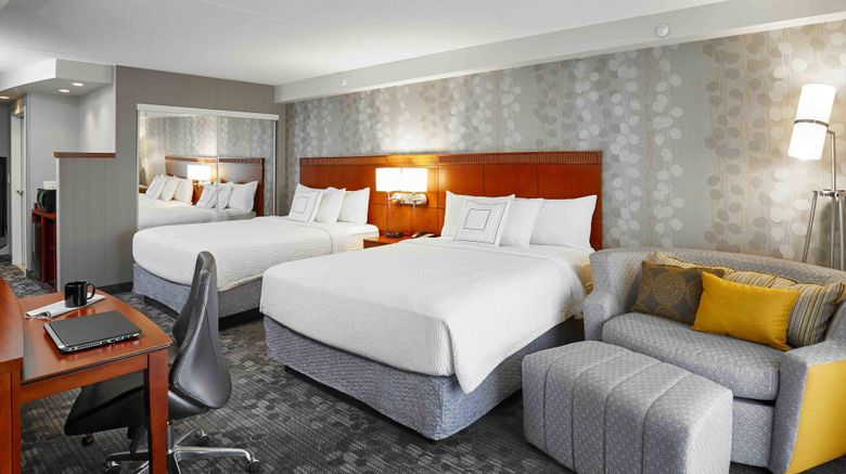 <b>Courtyard Toronto Brampton Room</b>. Images powered by <a href="https://www.leonardoworldwide.com/" title="Leonardo Worldwide" target="_blank">Leonardo</a>.