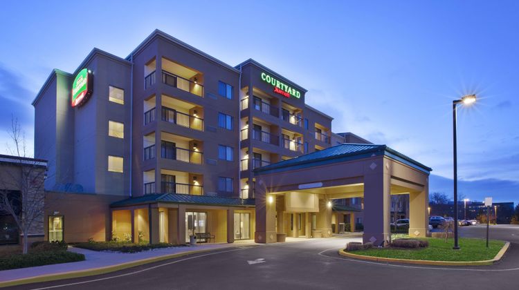 Courtyard by Marriott Somerset Exterior