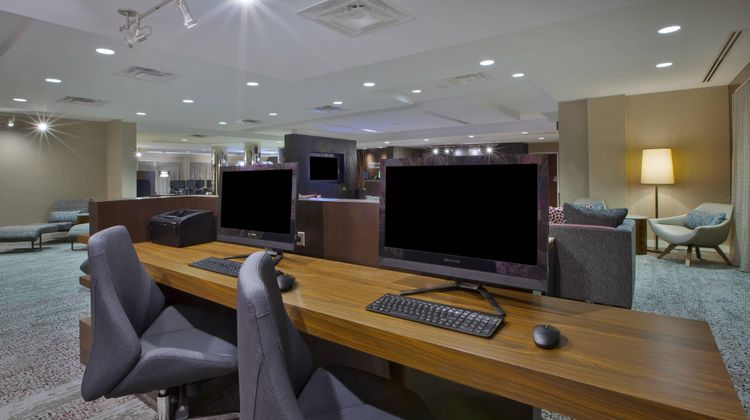Courtyard by Marriott Somerset Other
