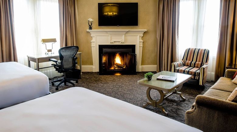 <b>The Lenox Room</b>. Images powered by <a href="https://www.leonardoworldwide.com/" title="Leonardo Worldwide" target="_blank">Leonardo</a>.