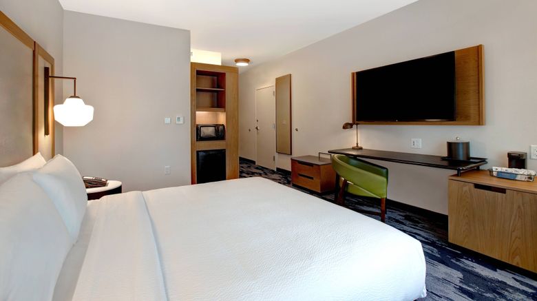 <b>Fairfield Inn & Stes Chicago Bolingbrook Room</b>. Images powered by <a href="https://www.leonardoworldwide.com/" title="Leonardo Worldwide" target="_blank">Leonardo</a>.
