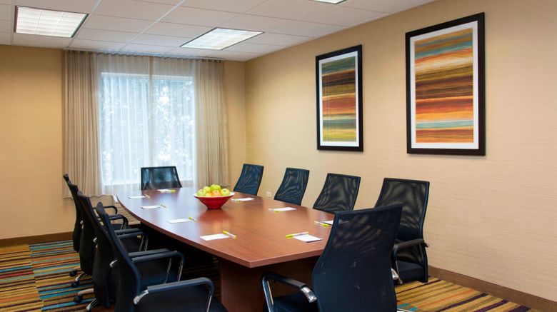 <b>Fairfield Inn & Suites Chicago Meeting</b>. Images powered by <a href="https://www.leonardoworldwide.com/" title="Leonardo Worldwide" target="_blank">Leonardo</a>.