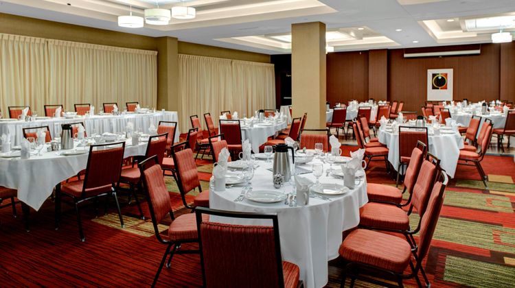 Courtyard by Marriott St Cloud Lobby