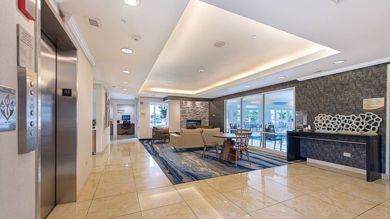<b>Fairfield Inn/Suites Chicago Naperville Lobby</b>. Images powered by <a href="https://www.leonardoworldwide.com/" title="Leonardo Worldwide" target="_blank">Leonardo</a>.