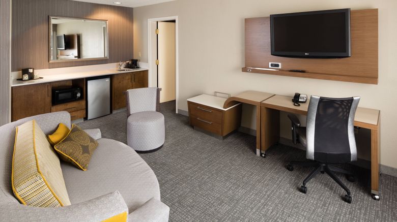 <b>Courtyard St Louis Airport/Earth City Suite</b>. Images powered by <a href="https://www.leonardoworldwide.com/" title="Leonardo Worldwide" target="_blank">Leonardo</a>.