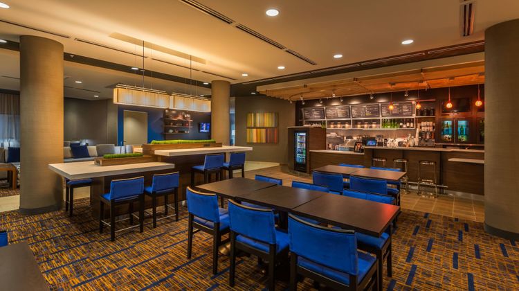 Courtyard Marriott Downtown/Riverfront Restaurant