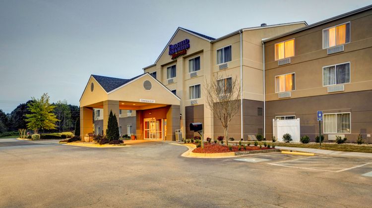 Fairfield Inn & Suites Atlanta Suwanee Exterior
