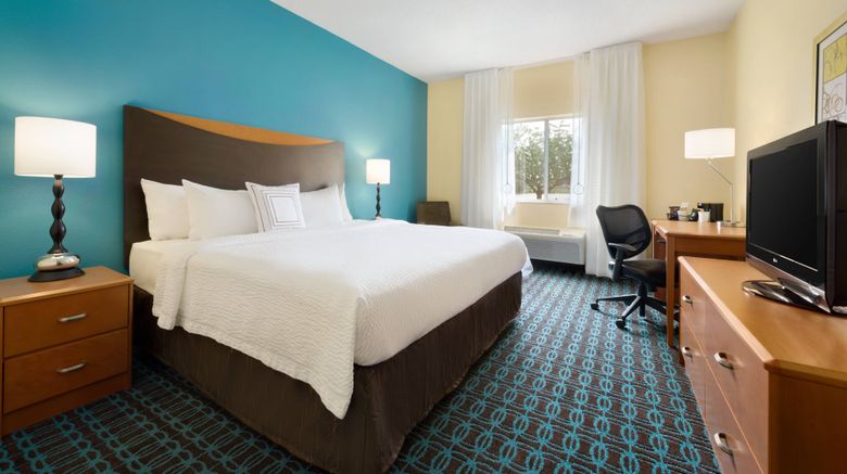 <b>Fairfield Inn Kankakee Bourbonnais Room</b>. Images powered by <a href="https://www.leonardoworldwide.com/" title="Leonardo Worldwide" target="_blank">Leonardo</a>.