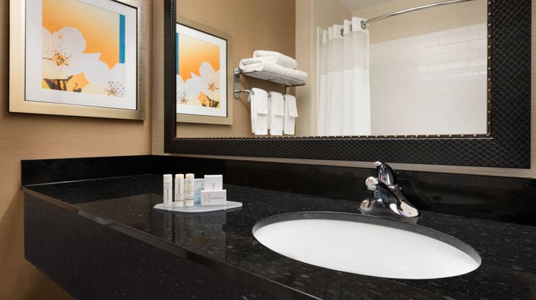 <b>Fairfield Inn Kankakee Bourbonnais Room</b>. Images powered by <a href="https://www.leonardoworldwide.com/" title="Leonardo Worldwide" target="_blank">Leonardo</a>.