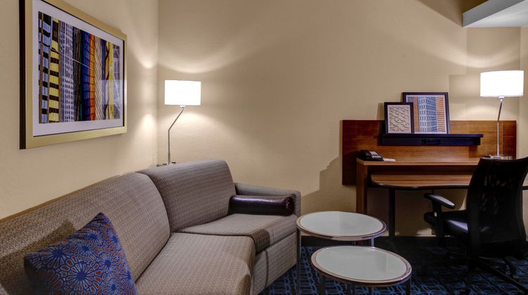 Fairfield Inn & Suites Atlanta Suwanee Suite