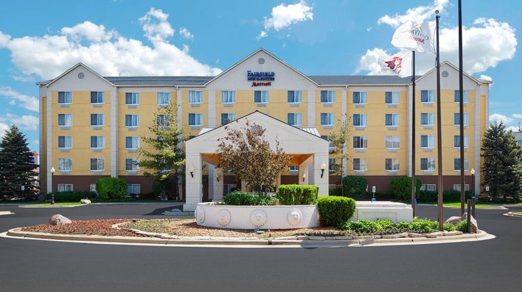 Fairfield Inn & Suites Chicago Midway Exterior