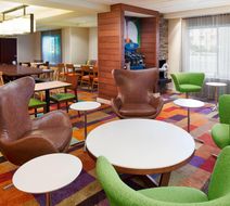 Fairfield Inn & Suites Chicago Midway Lobby