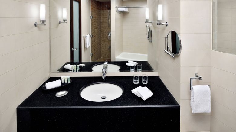 <b>Courtyard Riyadh Diplomatic Quarter Room</b>. Images powered by <a href="https://www.leonardoworldwide.com/" title="Leonardo Worldwide" target="_blank">Leonardo</a>.