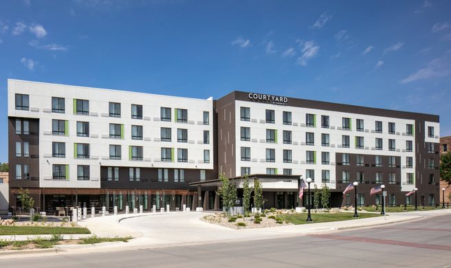 Courtyard Sioux City Downtown Exterior
