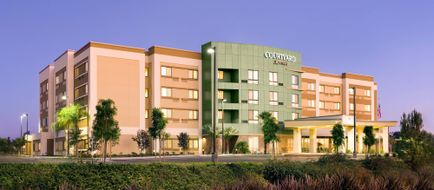 Courtyard San Diego Oceanside Exterior