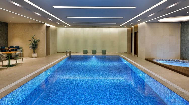Courtyard Riyadh Northern Ring Road Pool