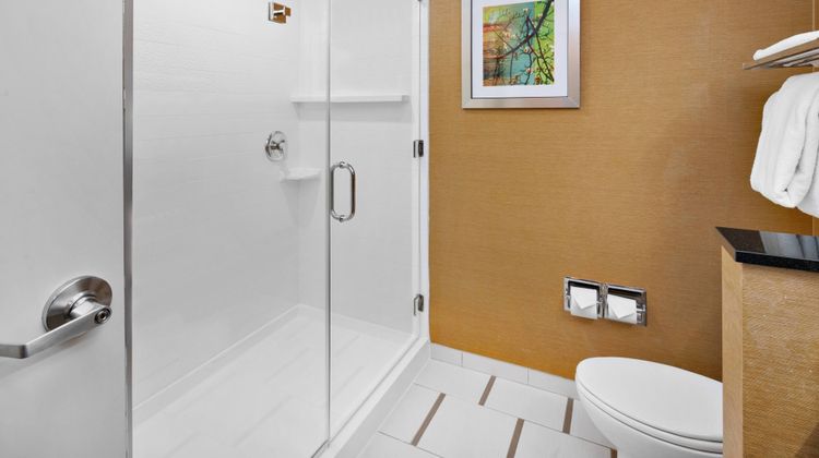 Fairfield Inn & Suites Athens Room
