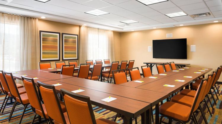 Fairfield Inn & Suites Athens Meeting