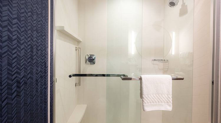 Fairfield Inn & Suites Fond du Lac Room