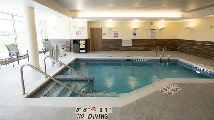 Fairfield Inn & Suites Fond du Lac Pool