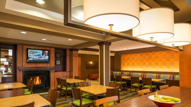 Fairfield Inn & Suites Augusta Restaurant