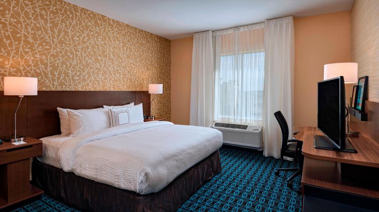Fairfield Inn & Suites Austin Buda Room