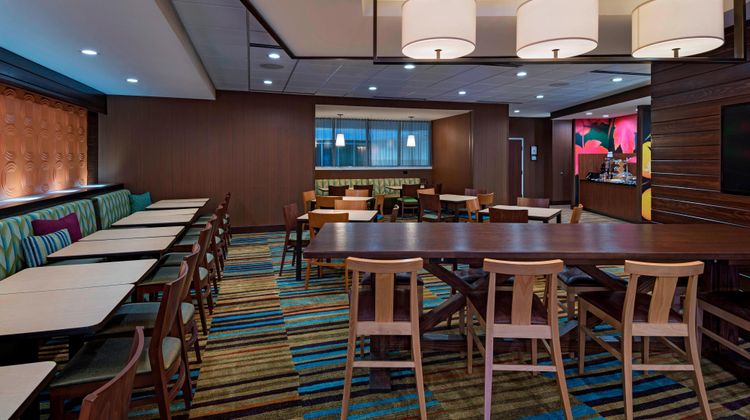 Fairfield Inn & Suites Austin Buda Restaurant
