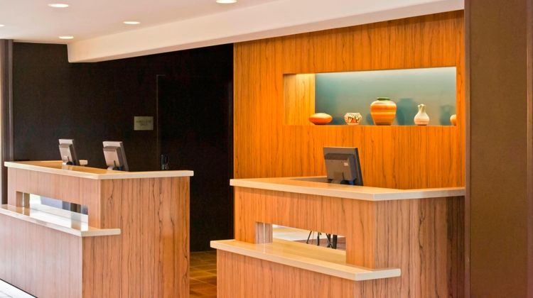 Courtyard by Marriott Santa Fe Lobby