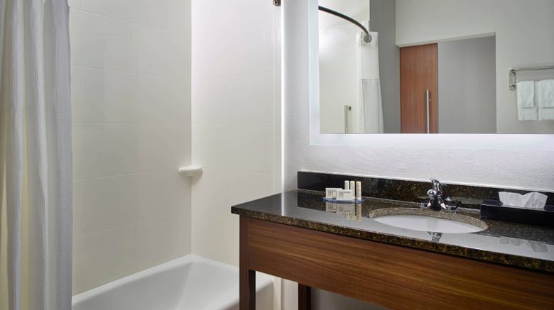 <b>Fairfield Inn & Suites Asheville Airport Room</b>. Images powered by <a href="https://www.leonardoworldwide.com/" title="Leonardo Worldwide" target="_blank">Leonardo</a>.