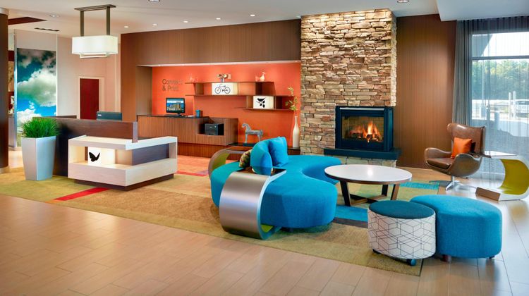 Fairfield Inn & Suites Flat Rock Lobby
