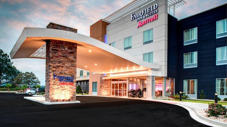 Fairfield Inn & Suites Douglas Exterior