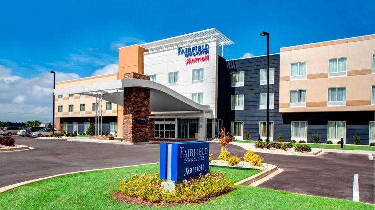 Fairfield Inn & Suites Douglas Exterior