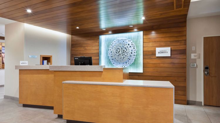 Fairfield Inn & Suites Kalamazoo Lobby