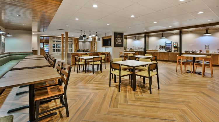 Fairfield Inn & Suites Kalamazoo Restaurant